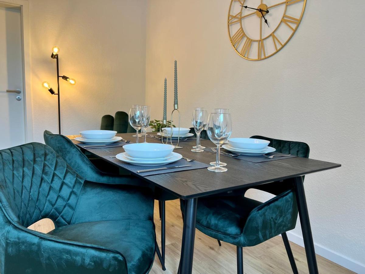 Design Apartment Mit Balkon - Kueche - Netflix Essen Extérieur photo